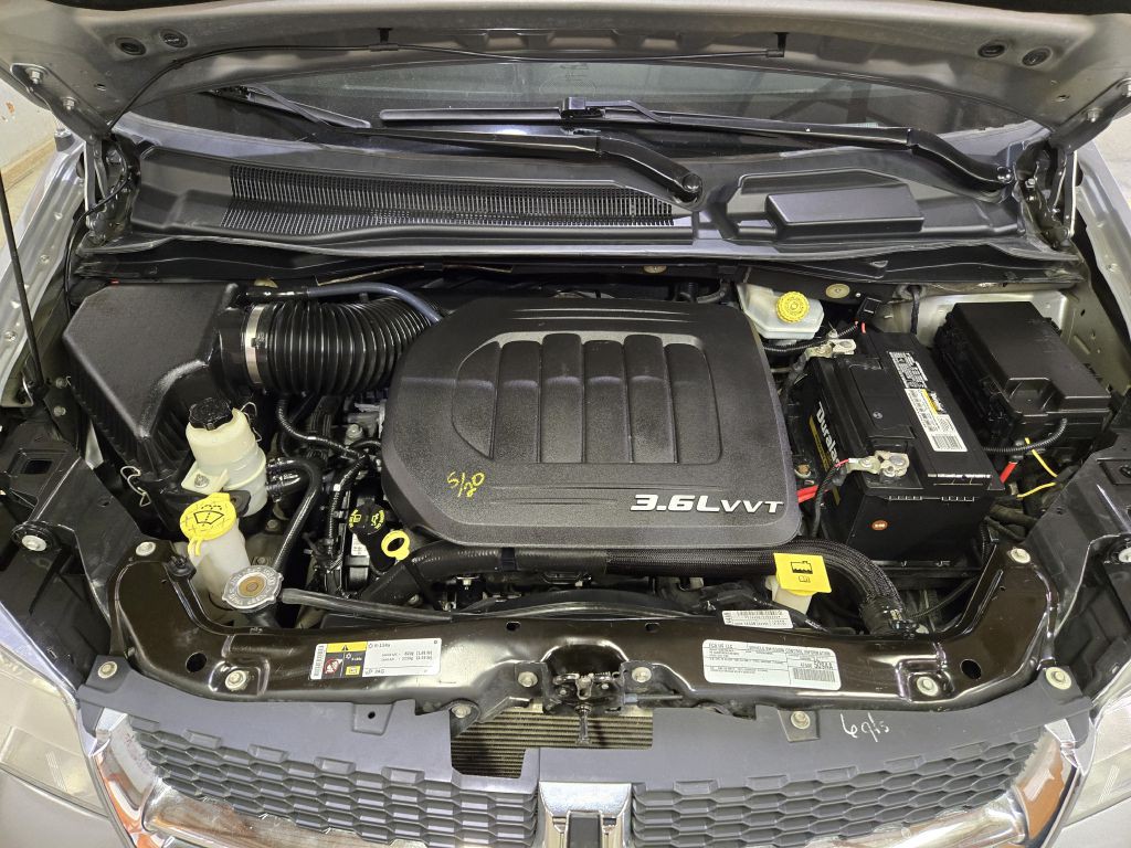 2016 Dodge Grand Caravan Image 10