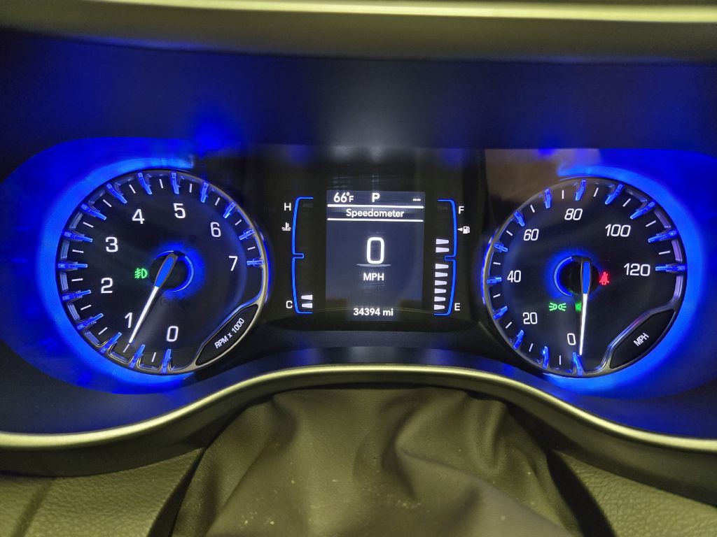 2018 Chrysler Pacifica Image 22