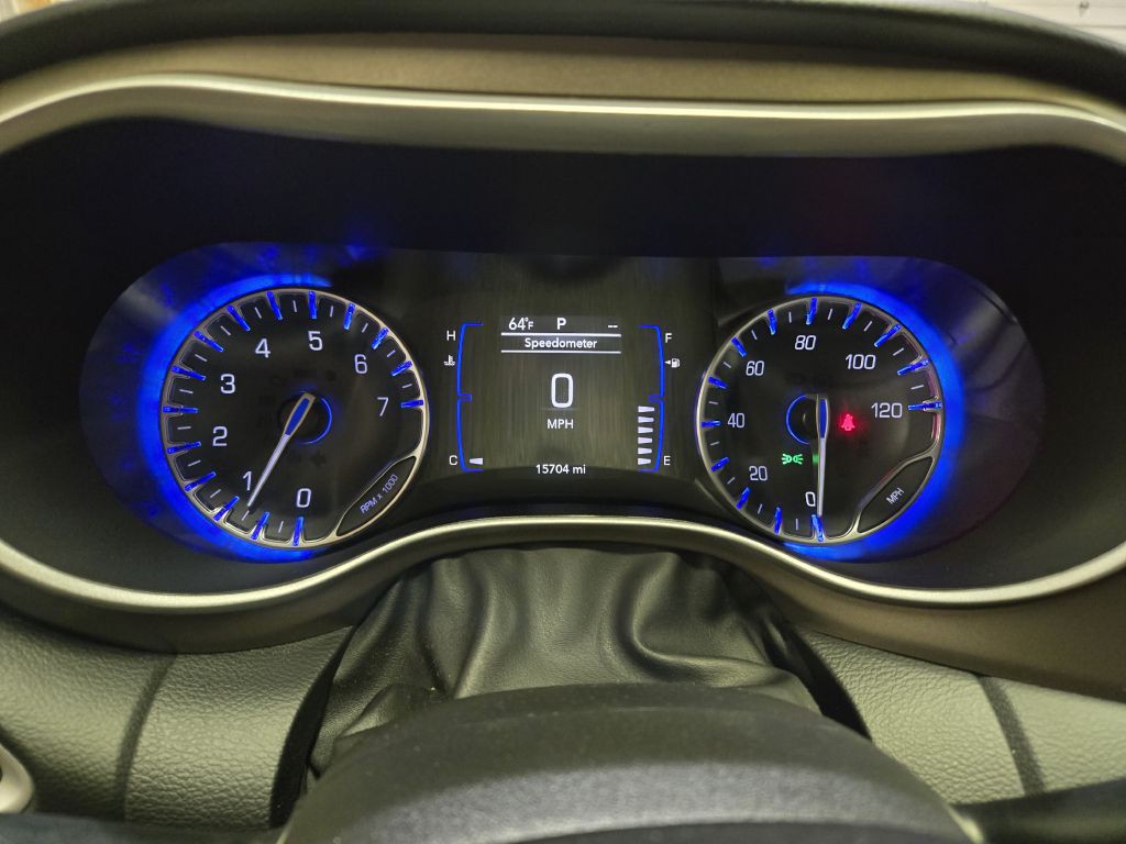 2021 Chrysler Voyager Image 20