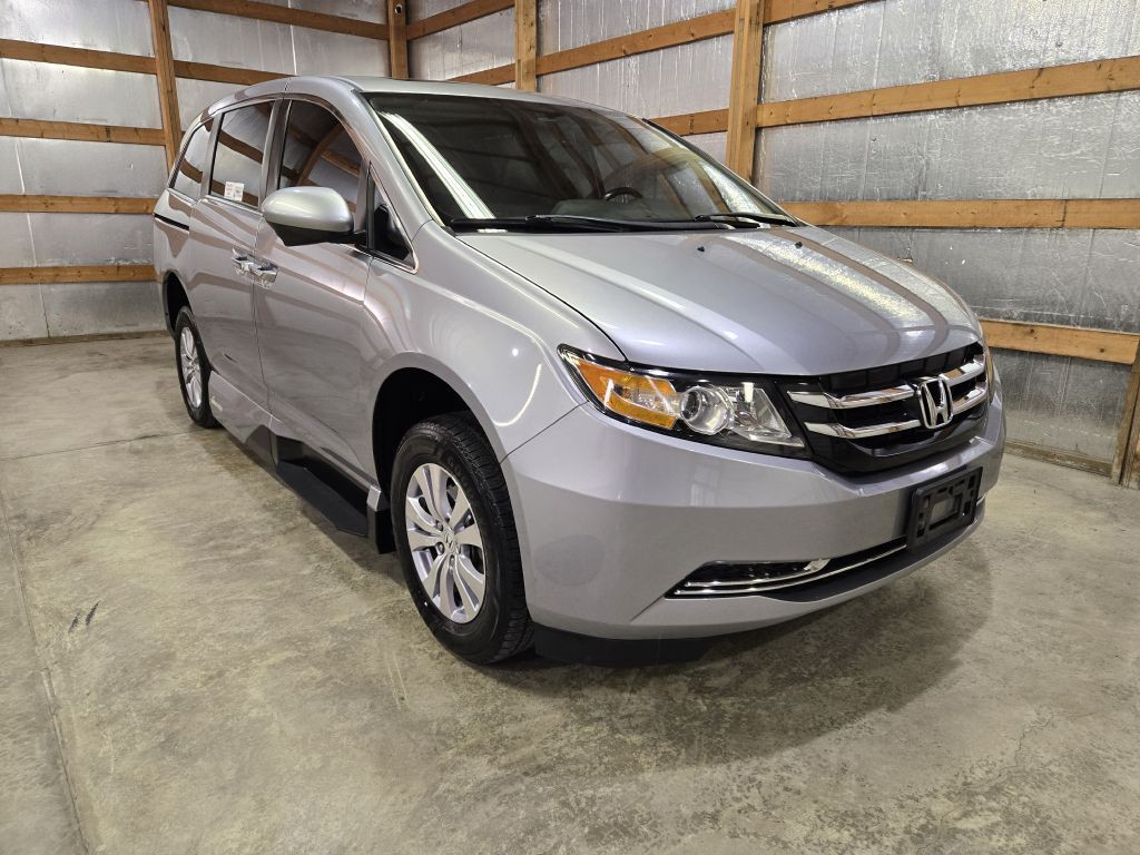 2016 Honda Odyssey Image 3