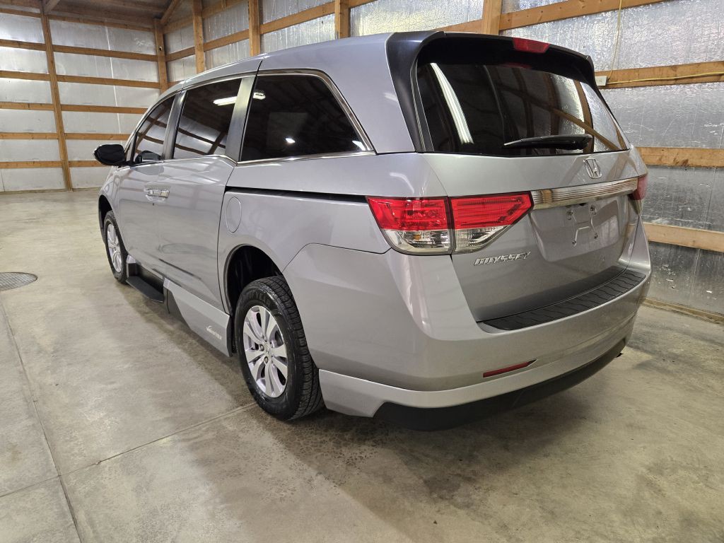 2016 Honda Odyssey Image 7