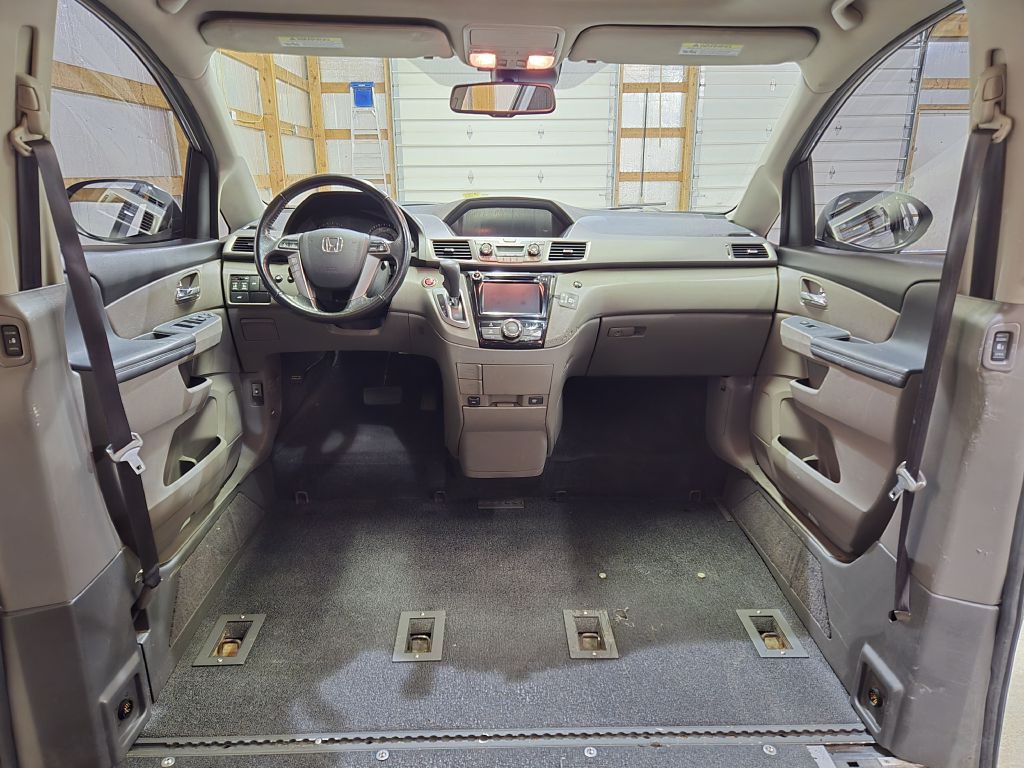 2016 Honda Odyssey Image 18