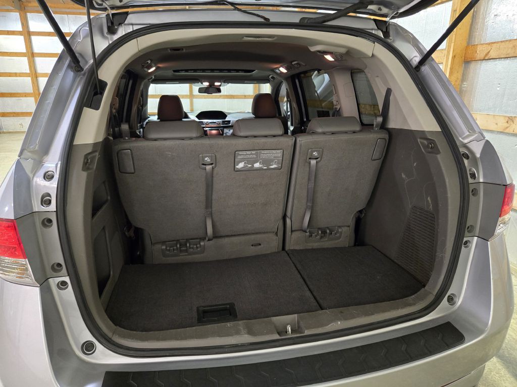 2016 Honda Odyssey Image 24