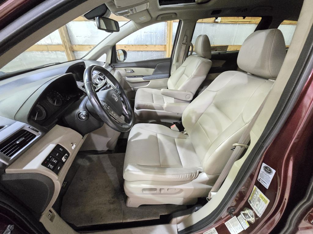 2017 Honda Odyssey Image 13