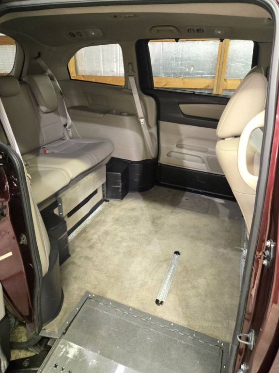 2017 Honda Odyssey Image 16