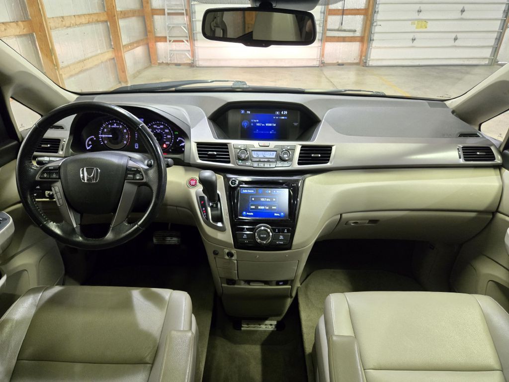 2017 Honda Odyssey Image 20