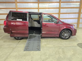 Image for 2017 Dodge Grand Caravan SXT ID: 7527950