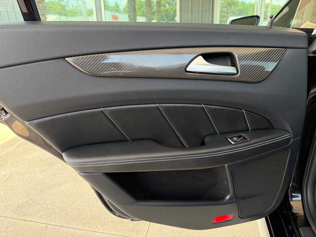 2016 Mercedes-Benz CLS-Class Image 46