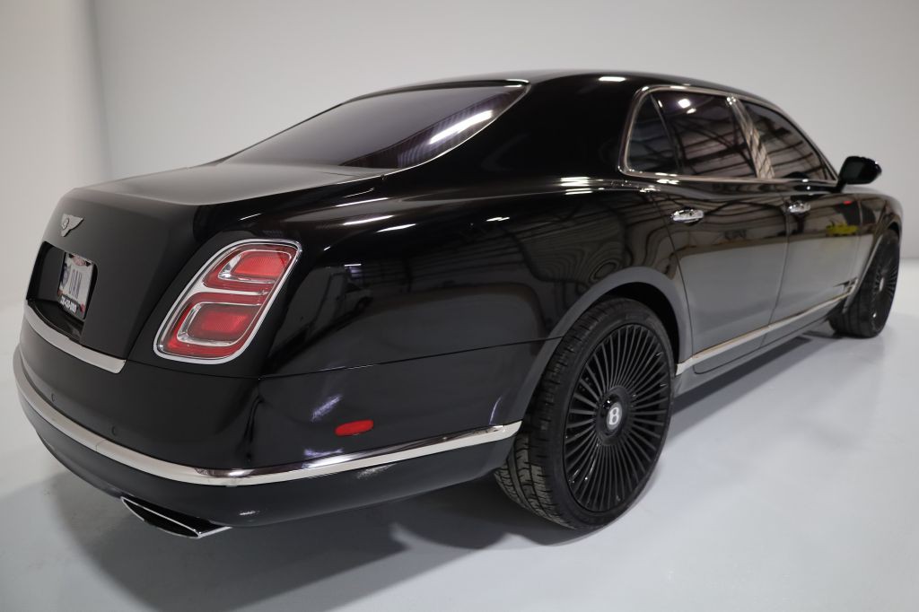 2020 Bentley Mulsanne Image 13