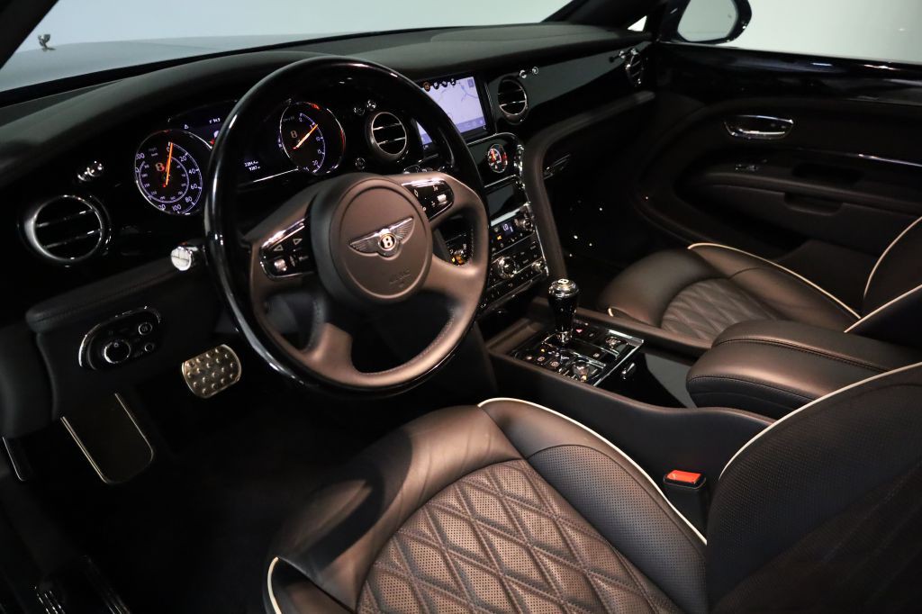2020 Bentley Mulsanne Image 18