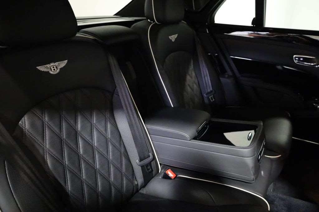 2020 Bentley Mulsanne Image 40