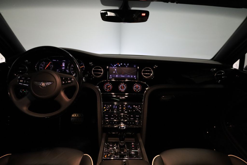 2020 Bentley Mulsanne Image 48