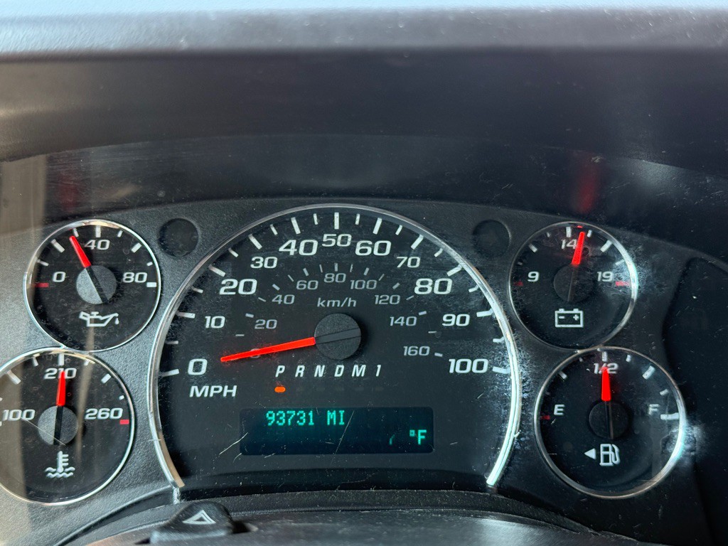 2017 Chevrolet Express Image 15