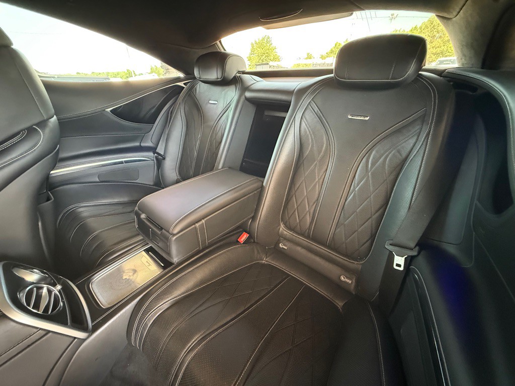 2016 Mercedes-Benz S-Class Image 23
