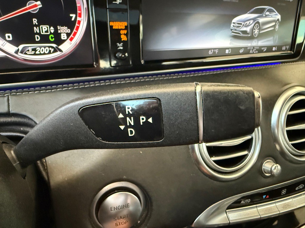 2016 Mercedes-Benz S-Class Image 35