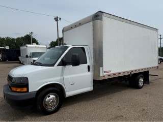Image for 2020 Chevrolet Express 16FT Box V8 We Finance ID: 6671207