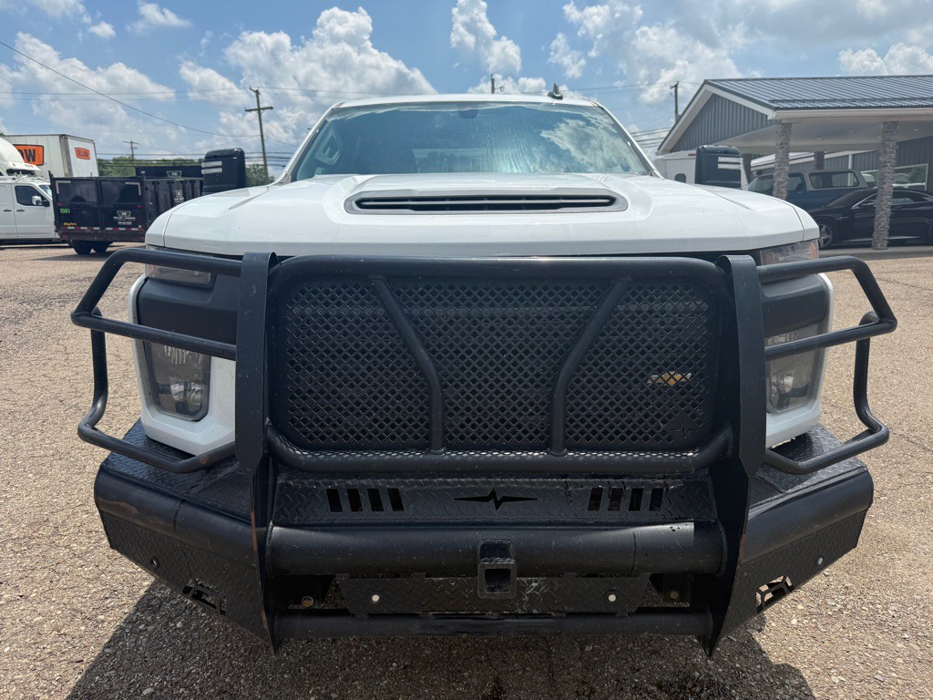 2020 Chevrolet Silverado 1500 Image 2
