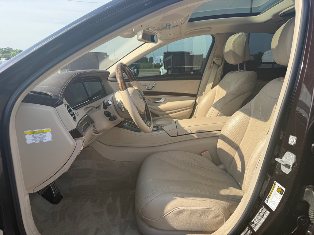 2014 Mercedes-Benz S-Class Image 9