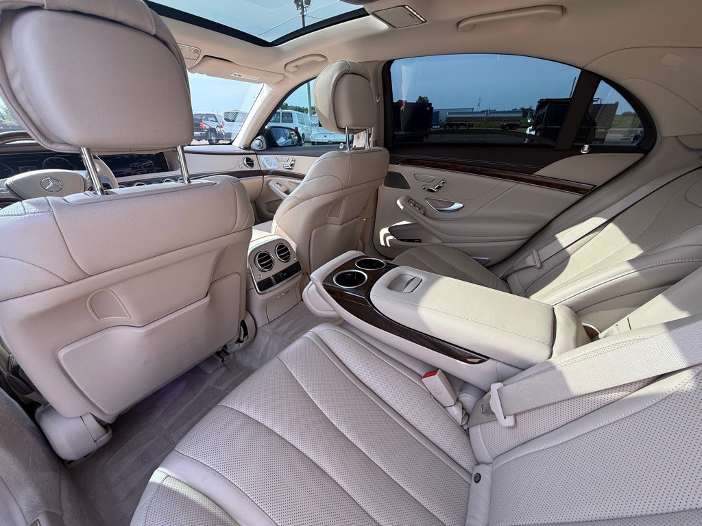 2014 Mercedes-Benz S-Class Image 16