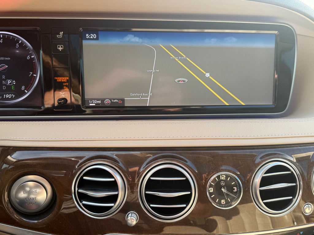 2014 Mercedes-Benz S-Class Image 21