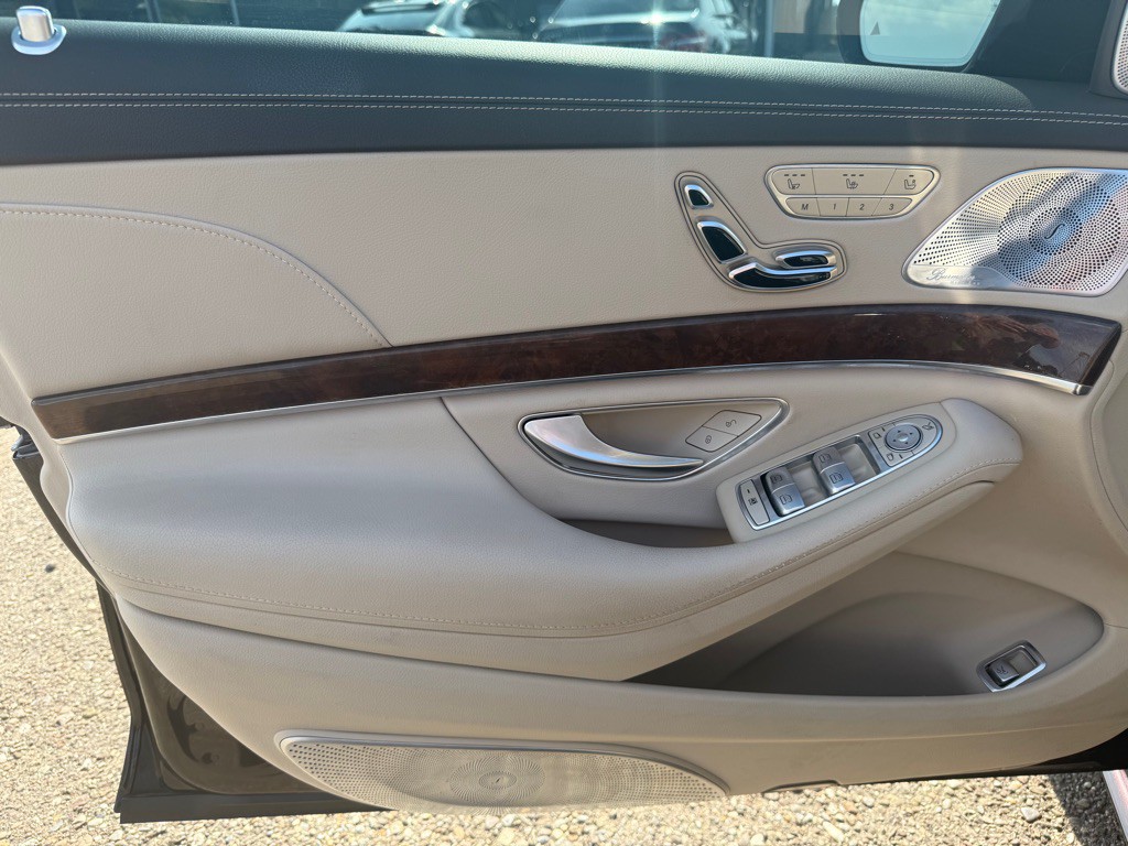 2014 Mercedes-Benz S-Class Image 31