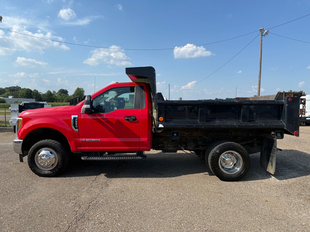 2019 Ford F-350 Image 4