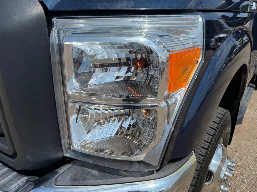 2015 Ford F-350 Image 10