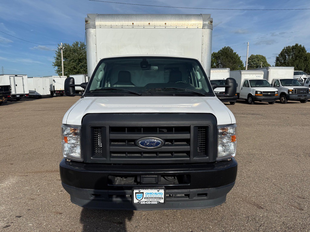 2021 Ford Econoline Image 2