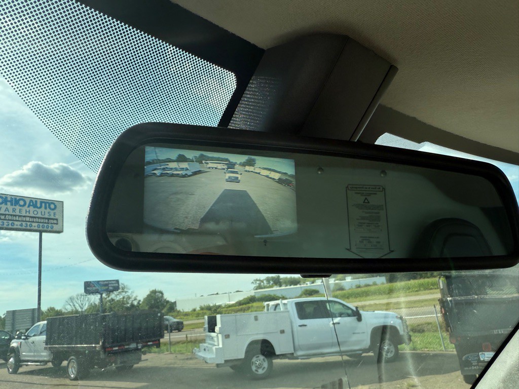 2021 GMC Savana Image 13