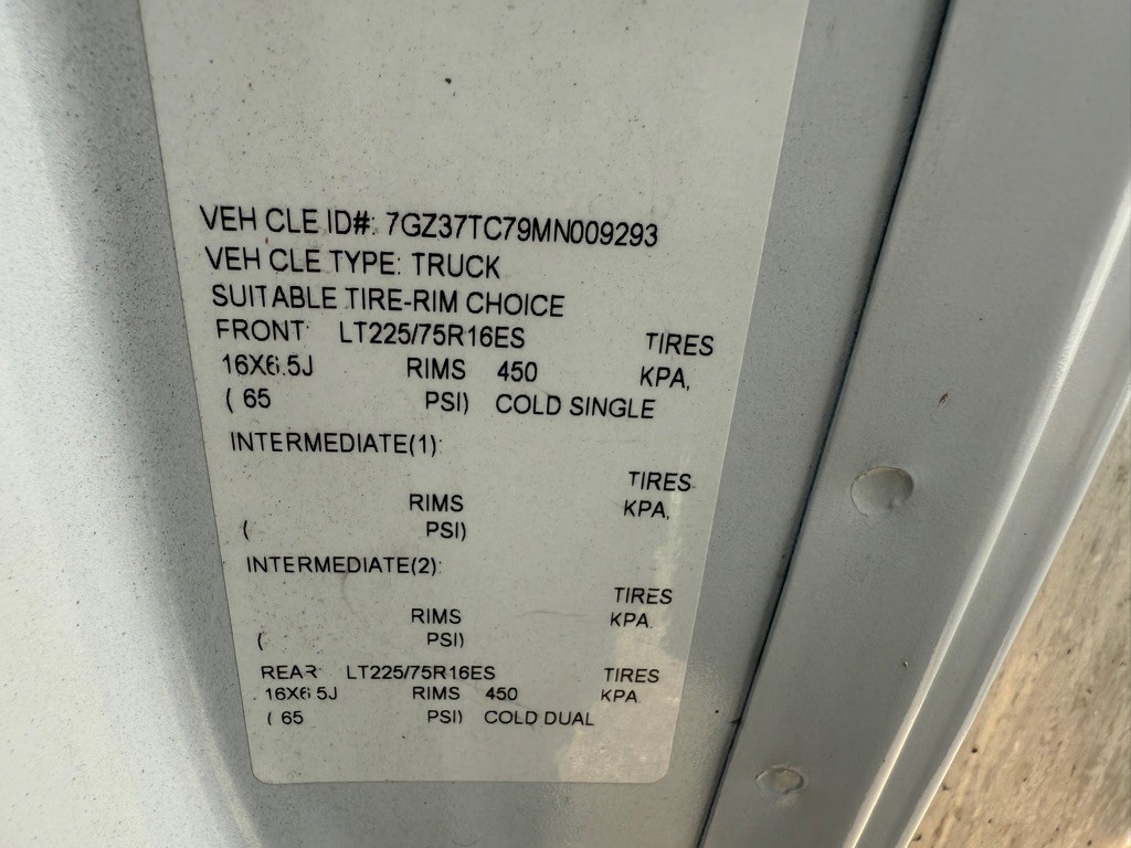 2021 GMC Savana Image 14