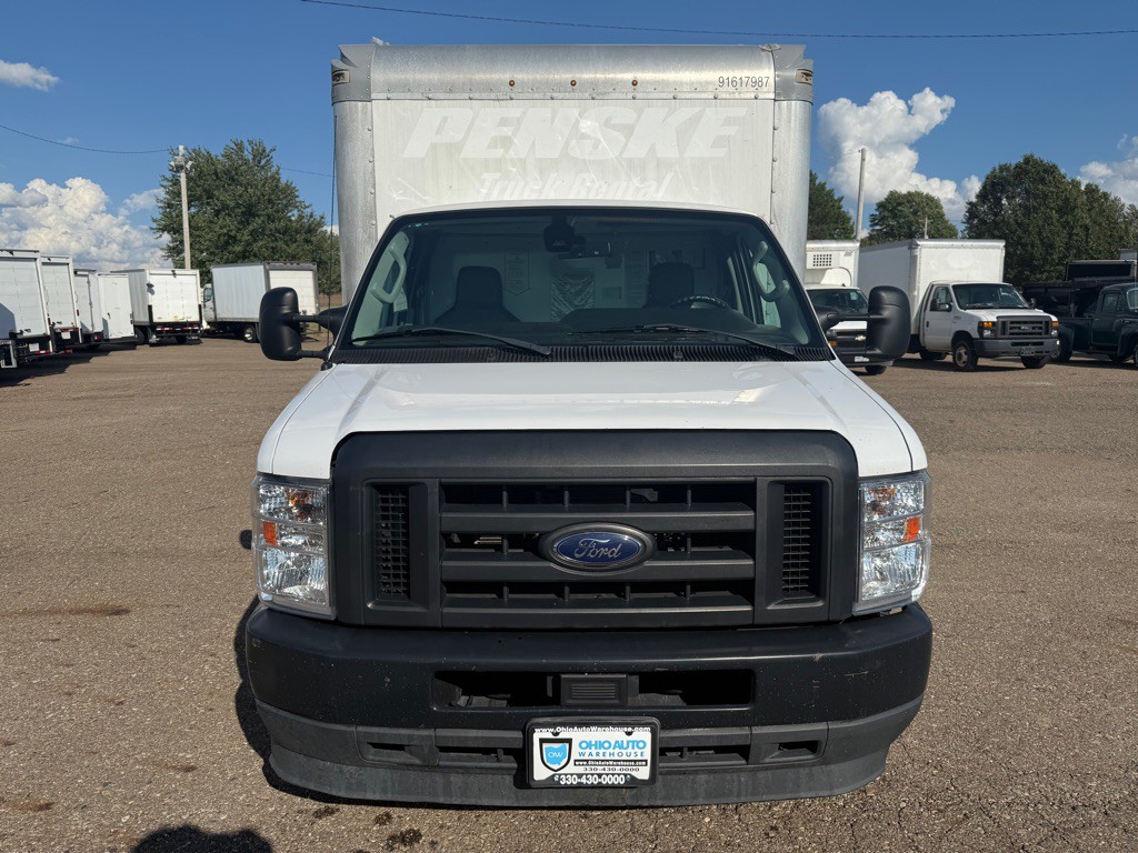 2021 Ford Econoline Image 2