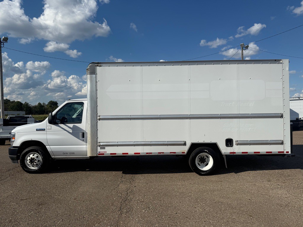 2021 Ford Econoline Image 4