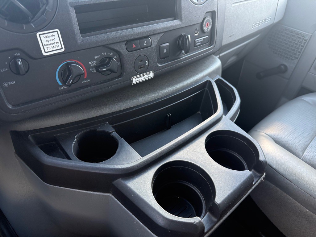 2021 Ford Econoline Image 18
