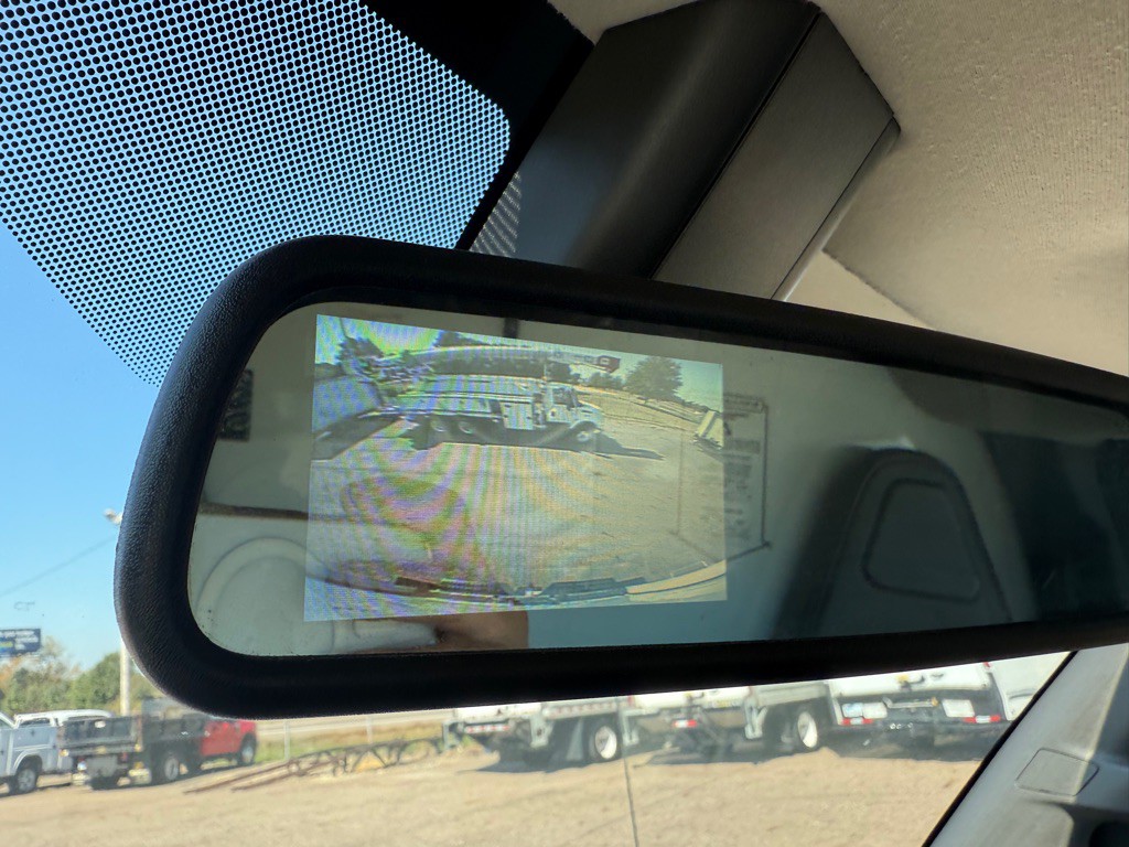 2021 GMC Savana Image 25