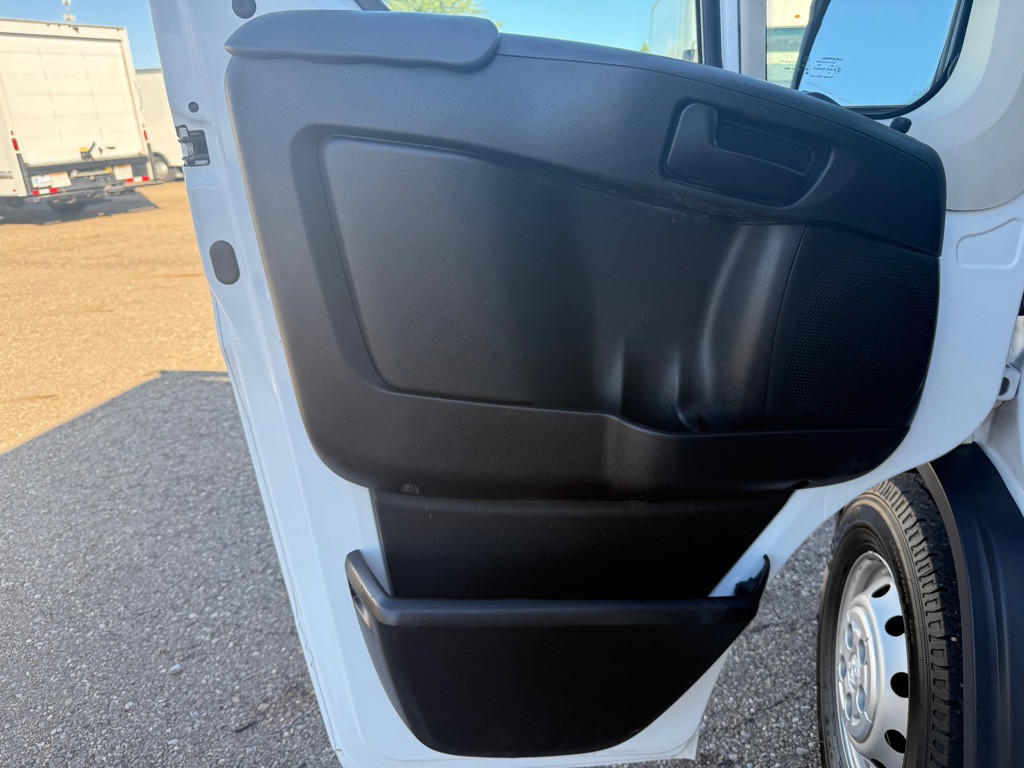 2018 RAM Promaster Image 23