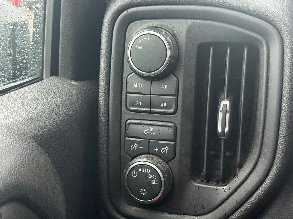 2020 Chevrolet Silverado 1500 Image 9