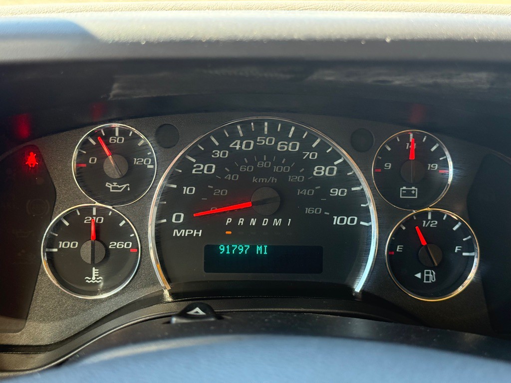 2021 GMC Savana Image 17