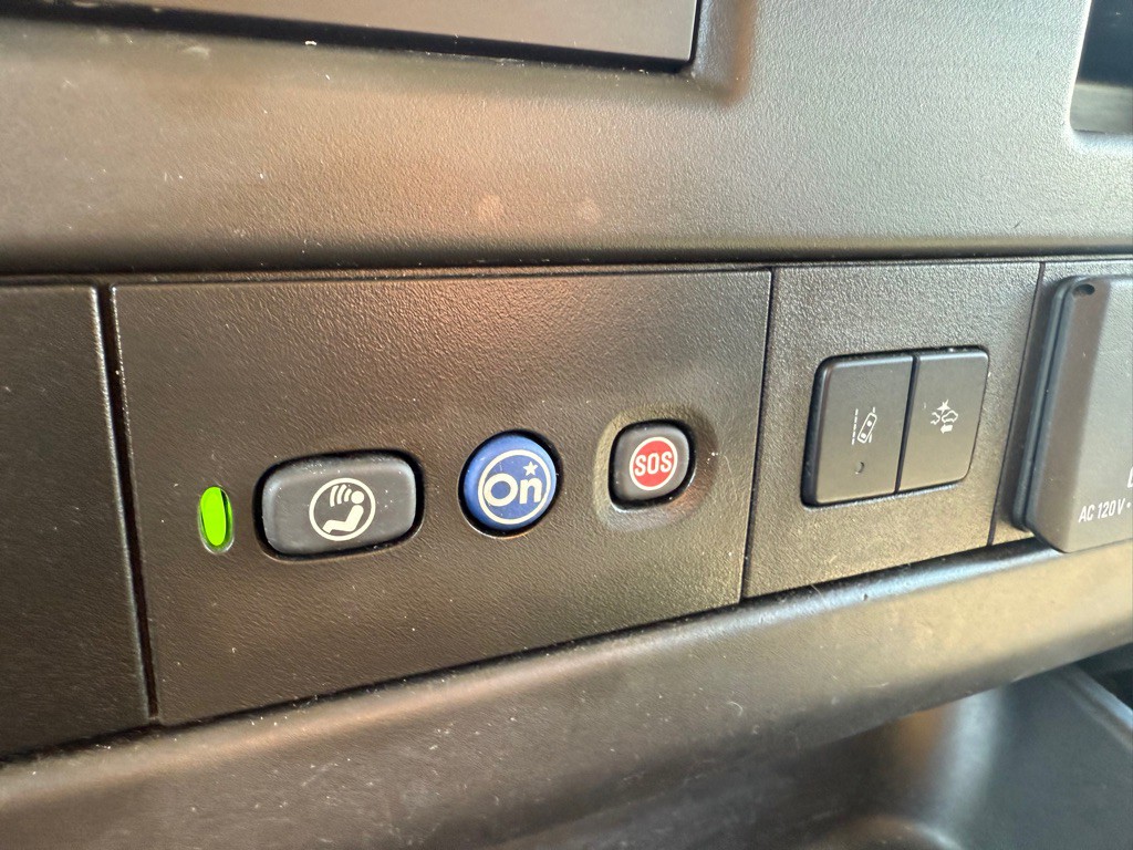 2021 GMC Savana Image 19
