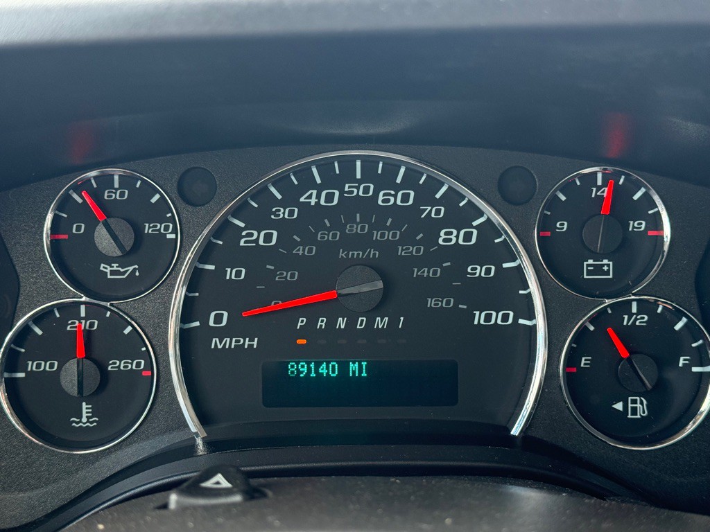 2021 GMC Savana Image 17