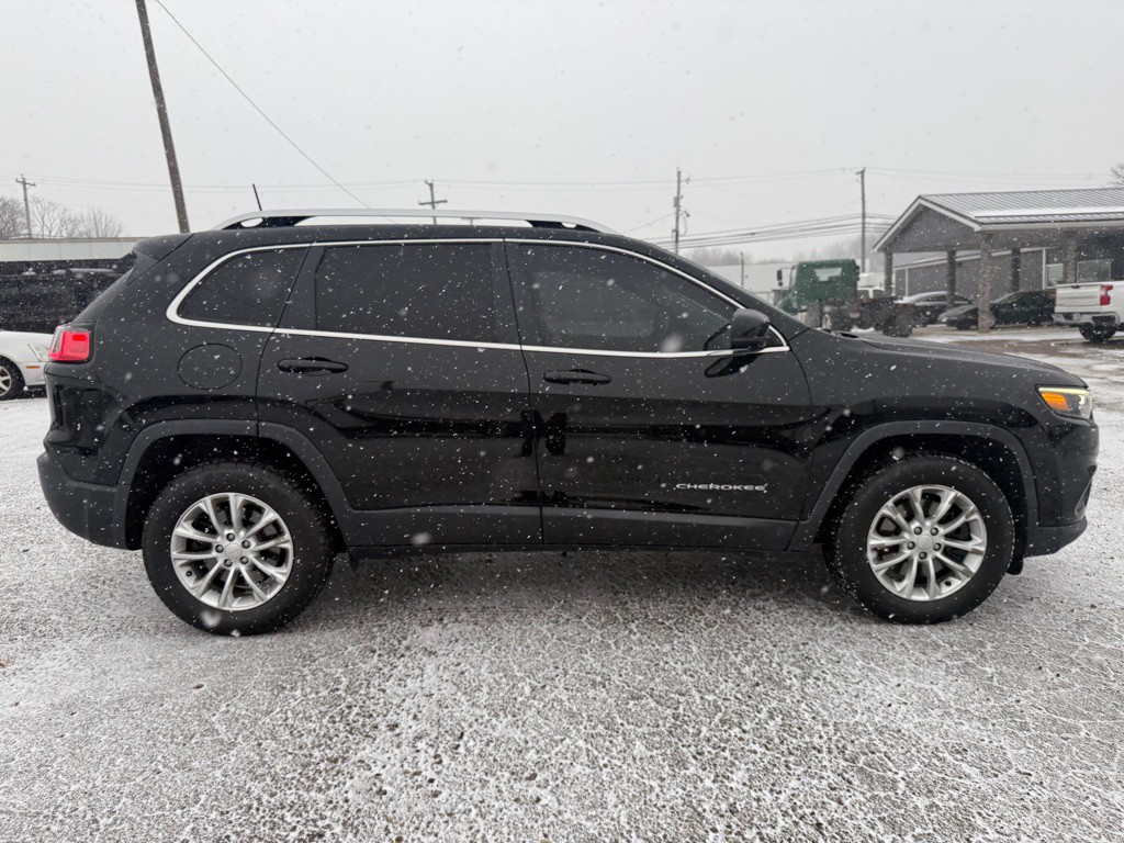 2019 Jeep Cherokee Image 5