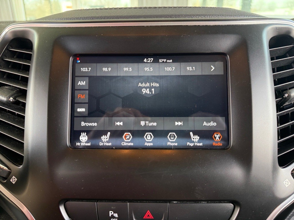 2019 Jeep Cherokee Image 18