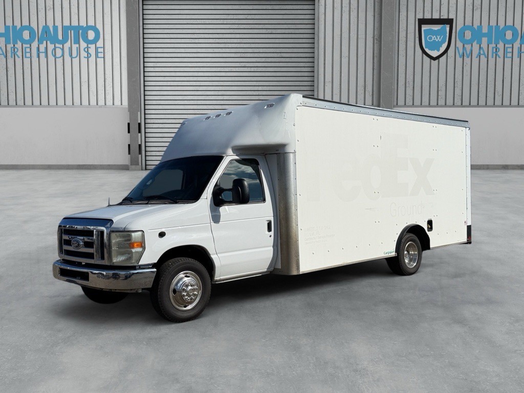 2021 Ford Econoline Image 1