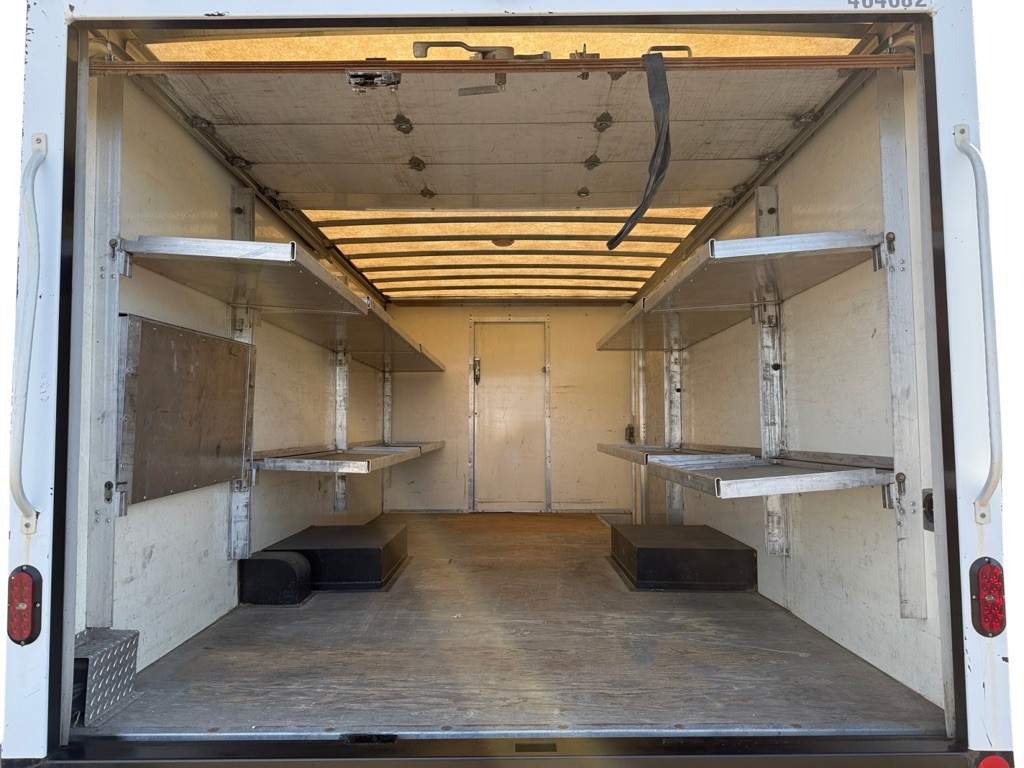 2021 Ford Econoline Image 10