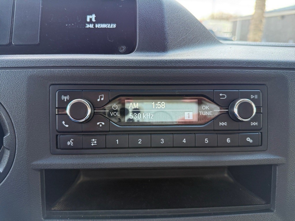 2021 Ford Econoline Image 14