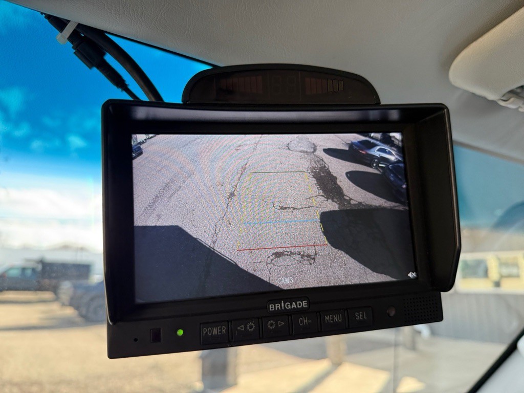 2021 Ford Econoline Image 25