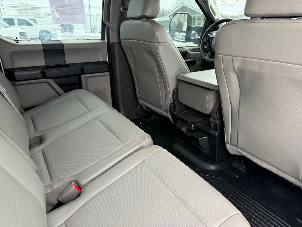 2017 Ford F-350 Image 16