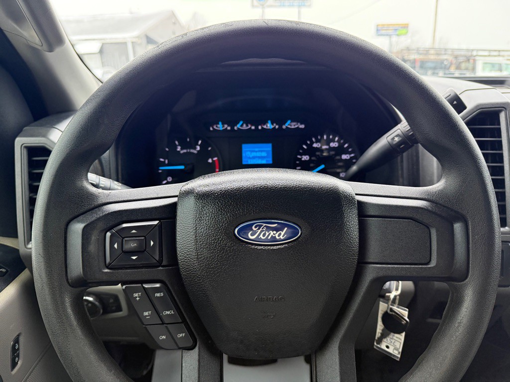 2017 Ford F-350 Image 17