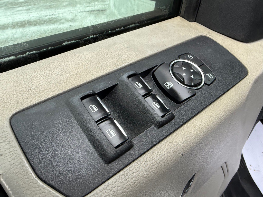 2017 Ford F-350 Image 21