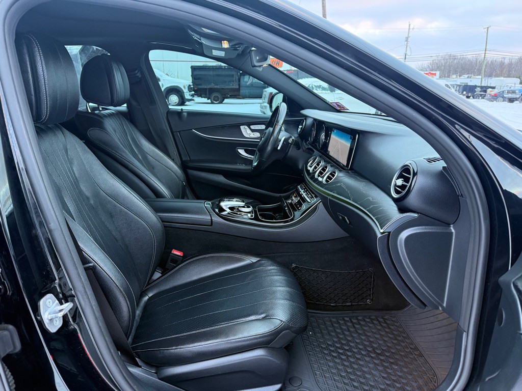 2017 Mercedes-Benz E-Class Image 14