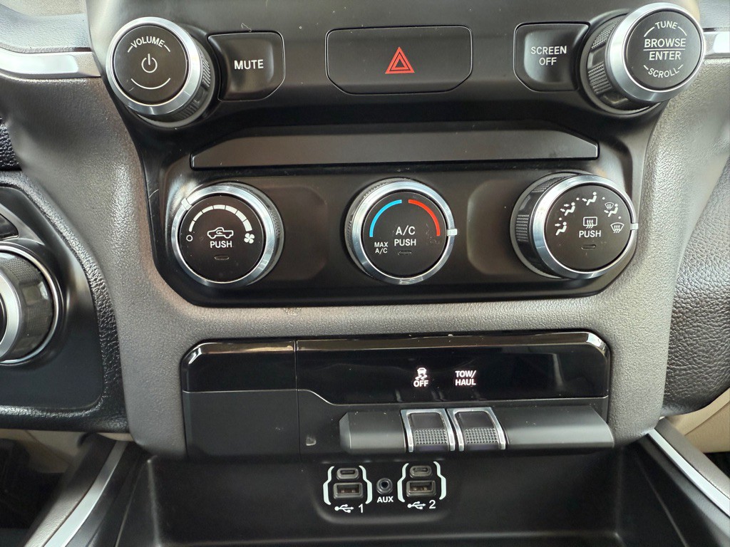 2021 RAM 1500 Image 25